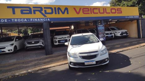 CHEVROLET Onix Hatch 1.4 4P FLEX LTZ, Foto 9