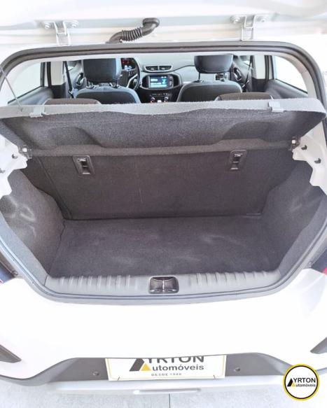 CHEVROLET Onix Hatch , Foto 10