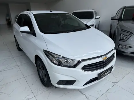 CHEVROLET Onix Hatch 1.4 4P FLEX LT, Foto 2