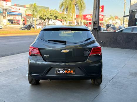 CHEVROLET Onix Hatch 1.0 4P FLEX LT, Foto 6