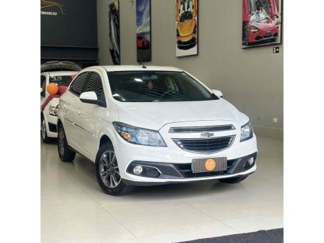 CHEVROLET Onix Hatch 1.4 4P FLEX LTZ, Foto 3