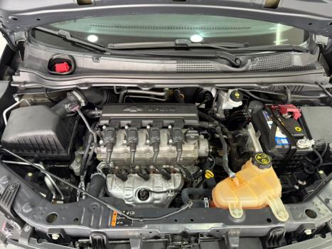 CHEVROLET Onix Hatch 1.4 4P FLEX LT, Foto 9