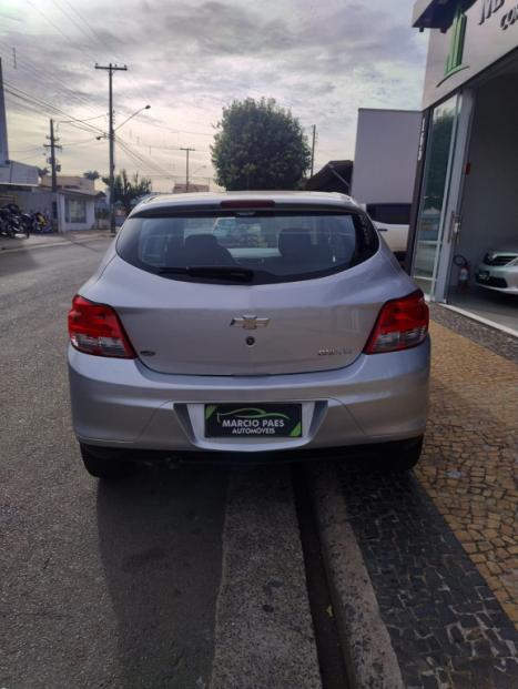 CHEVROLET Onix Hatch 1.0 4P FLEX LT, Foto 5