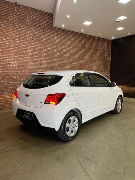 CHEVROLET Onix Hatch 1.4 4P FLEX LT, Foto 4