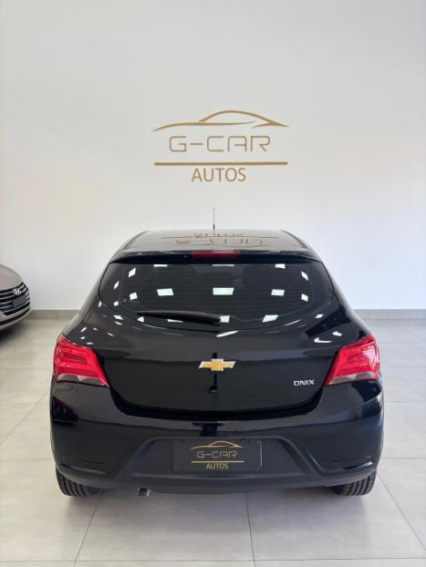 CHEVROLET Onix Hatch 1.4 4P FLEX ADVANTAGE AUTOMTICO, Foto 5