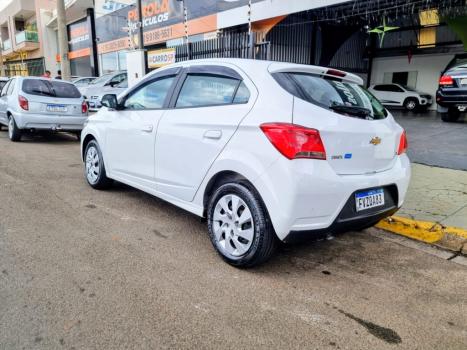 CHEVROLET Onix Hatch 1.0 4P FLEX LT, Foto 2