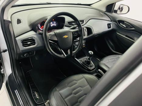 CHEVROLET Onix Hatch 1.4 4P FLEX LTZ, Foto 3