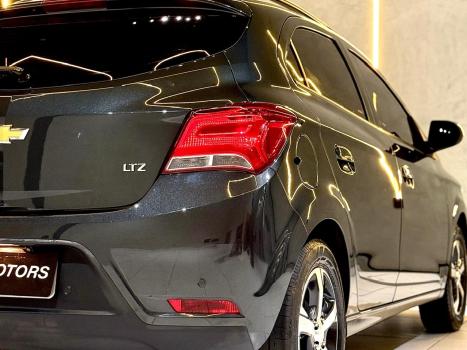 CHEVROLET Onix Hatch 1.4 4P FLEX LTZ AUTOMTICO, Foto 12
