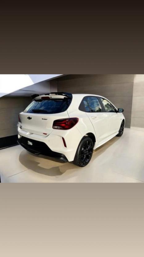 CHEVROLET Onix Hatch 1.0 12V 4P FLEX RS TURBO AUTOMTICO, Foto 2