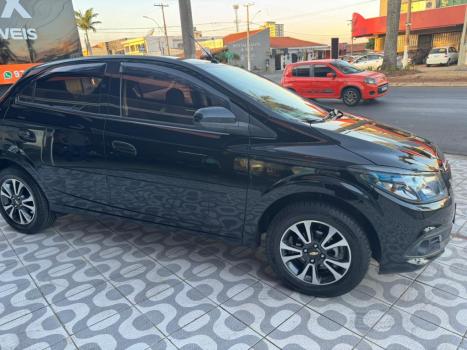 CHEVROLET Onix Hatch 1.4 4P FLEX LTZ, Foto 13