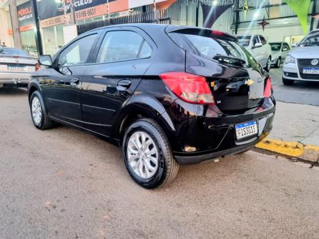 CHEVROLET Onix Hatch 1.4 4P FLEX LTZ, Foto 4