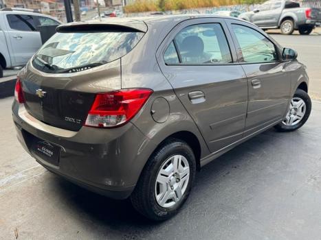 CHEVROLET Onix Hatch 1.0 4P FLEX LT, Foto 5