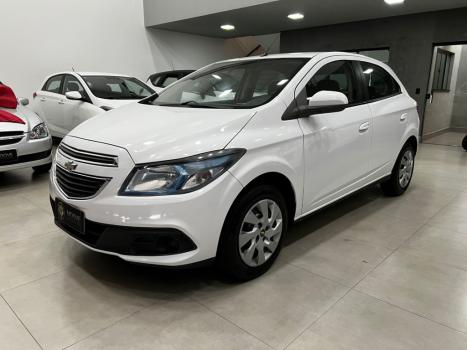 CHEVROLET Onix Hatch 1.4 4P FLEX LT, Foto 4