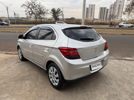 CHEVROLET Onix Hatch 1.4 4P FLEX LT, Foto 8