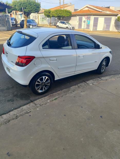 CHEVROLET Onix Hatch 1.4 4P FLEX LTZ, Foto 2
