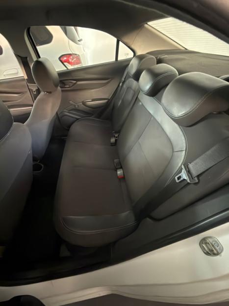 CHEVROLET Onix Sedan 1.0 4P FLEX JOY BLACK PLUS, Foto 12