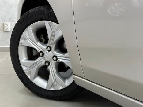 CHEVROLET Onix Sedan 1.0 12V 4P FLEX PREMIER PLUS TURBO AUTOMTICO, Foto 6