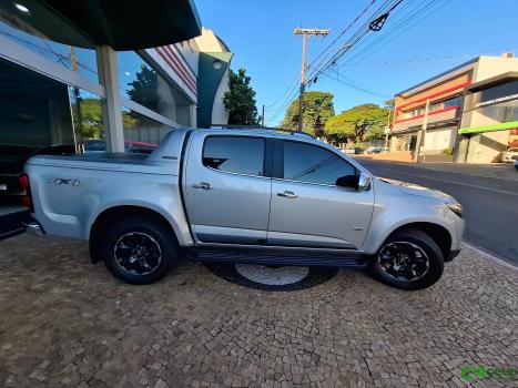 CHEVROLET S10 2.8 12V HIGH COUNTRY CABINE DUPLA 4X4 TURBO DIESEL AUTOMTICO, Foto 5