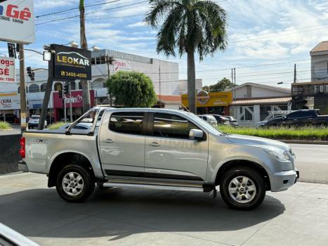 CHEVROLET S10 2.8 16V LT CABINE DUPLA 4X4 TURBO DIESEL, Foto 4