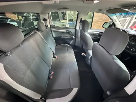 CHEVROLET S10 2.8 16V LS CABINE DUPLA 4X4 TURBO DIESEL, Foto 6