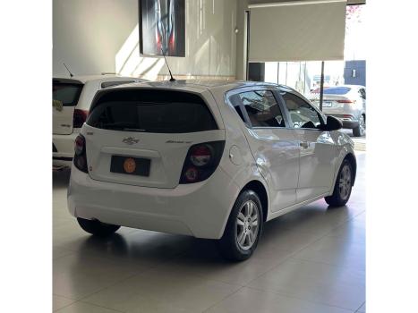 CHEVROLET Sonic Hatch 1.6 16V 4P LT FLEX, Foto 6