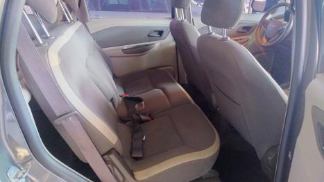 CHEVROLET Spin 1.8 4P FLEX ADVANTAGE AUTOMTICO, Foto 6