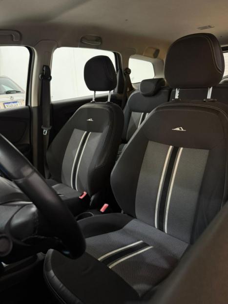 CHEVROLET Spin 1.8 4P FLEX ACTIVE5 AUTOMTICO, Foto 10