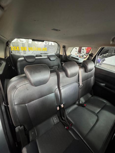 CHEVROLET Spin 1.8 4P FLEX PREMIER 7 LUGARES AUTOMTICO, Foto 12