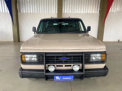 CHEVROLET Veraneio 4.0 4P DIESEL CUSTOM DE LUXO CABINE DUPLA, Foto 3
