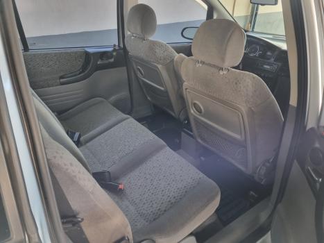 CHEVROLET Zafira 2.0 4P ELEGANCE AUTOMTICO, Foto 9