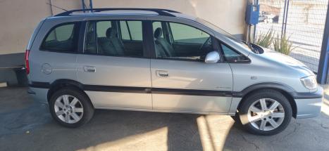 CHEVROLET Zafira 2.0 4P ELEGANCE AUTOMTICO, Foto 2