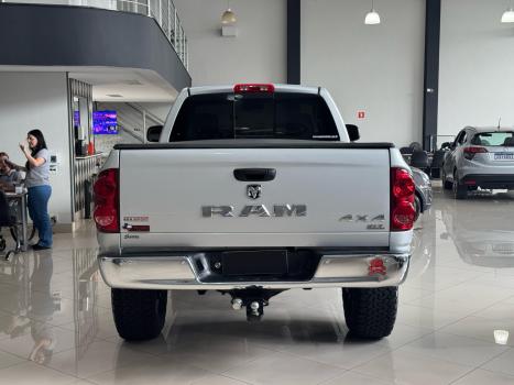 DODGE Ram 5.9 I6 24V 2500 SLT CABINE SIMPLES TURBO DIESEL 4X4 AUTOMTICO, Foto 4