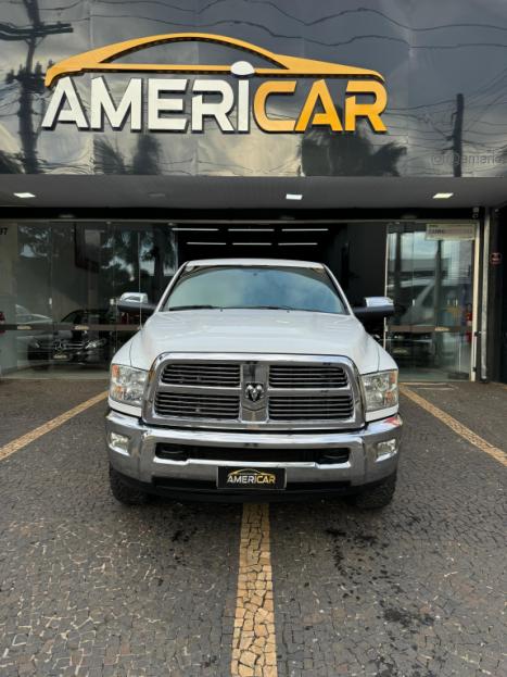 DODGE Ram 6.7 I6 24V 4P 2500 LARAMIE 4X4 TURBODIESEL  AUTOMTICO CABINE DUPLA, Foto 3