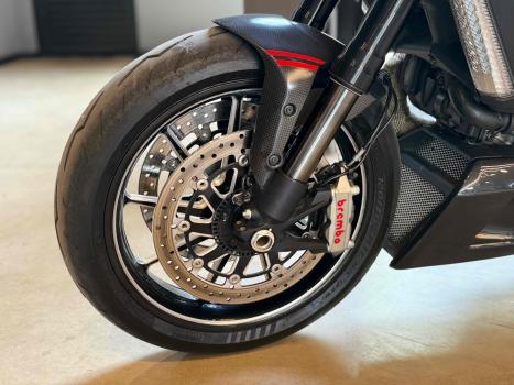 DUCATI Diavel 1200 CARBON, Foto 4