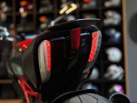 DUCATI Diavel 1200 CARBON, Foto 5