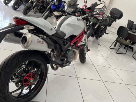 DUCATI Monster 796 ABS, Foto 5