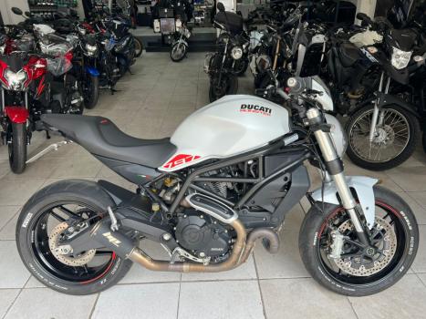 DUCATI Monster 797 , Foto 2