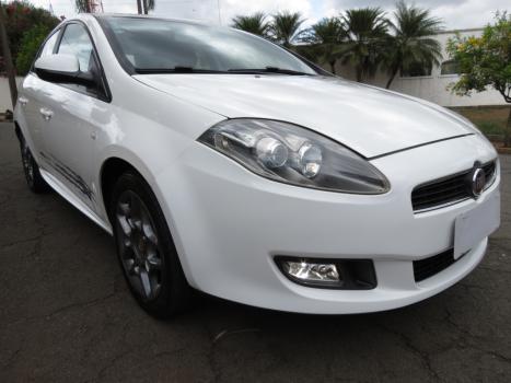 FIAT Bravo 1.8 16V 4P WOLVERINE FLEX, Foto 2