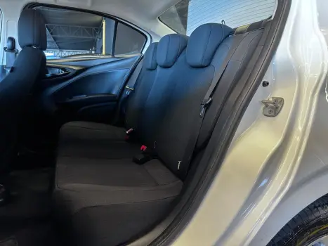 FIAT Cronos 1.3 4P FLEX DRIVE AUTOMTICO CVT, Foto 8