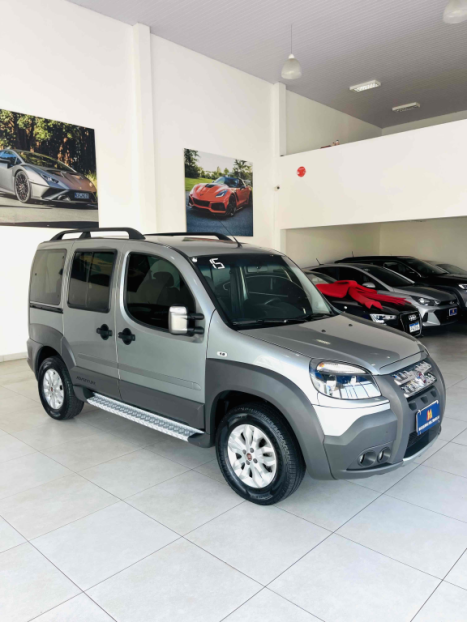 FIAT Doblo 1.8 16V 4P FLEX ADVENTURE 6 LUGARES, Foto 3