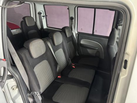 FIAT Doblo 1.8 16V 4P FLEX ESSENCE 7 LUGARES, Foto 7