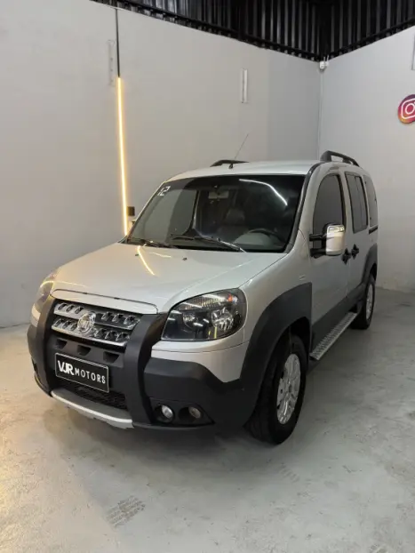 FIAT Doblo 1.8 16V 4P FLEX ADVENTURE 6 LUGARES, Foto 1