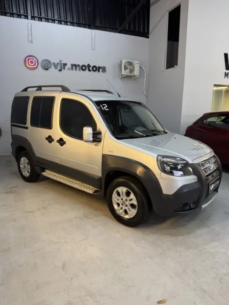 FIAT Doblo 1.8 16V 4P FLEX ADVENTURE 6 LUGARES, Foto 2