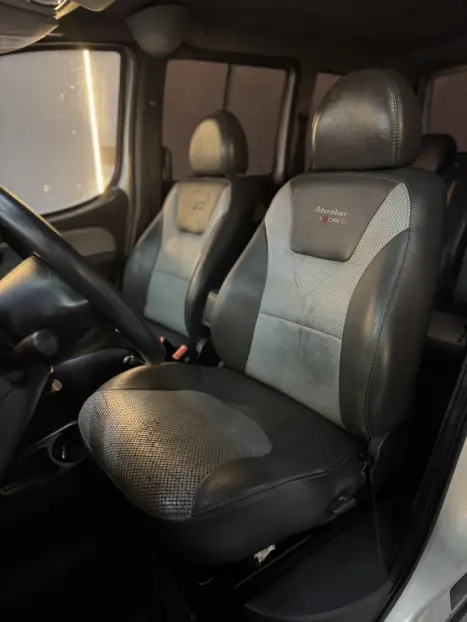FIAT Doblo 1.8 16V 4P FLEX ADVENTURE 6 LUGARES, Foto 8
