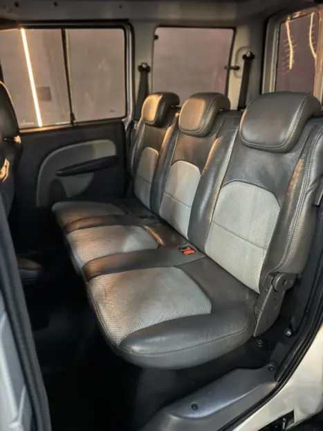 FIAT Doblo 1.8 16V 4P FLEX ADVENTURE 6 LUGARES, Foto 10