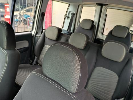 FIAT Doblo 1.8 16V 4P FLEX ESSENCE 7 LUGARES, Foto 8