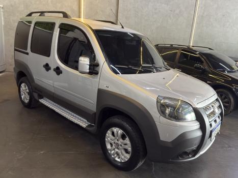 FIAT Doblo 1.8 16V 4P FLEX ADVENTURE, Foto 2