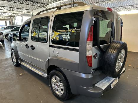 FIAT Doblo 1.8 4P FLEX ADVENTURE LOCKER 6 LUGARES, Foto 2