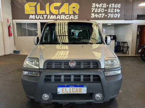 FIAT Doblo 1.8 4P FLEX ADVENTURE LOCKER 6 LUGARES, Foto 5