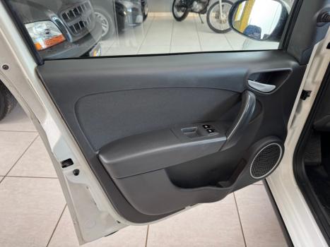 FIAT Grand Siena 1.4 4P EVO ATTRACTIVE FLEX, Foto 8